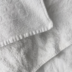 Chiffon d'essuyage éponge blanche - EPB - carton de 8kg